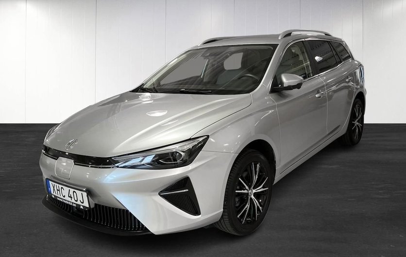 MG 5 5 Luxury 61 kwh grey interior 2022