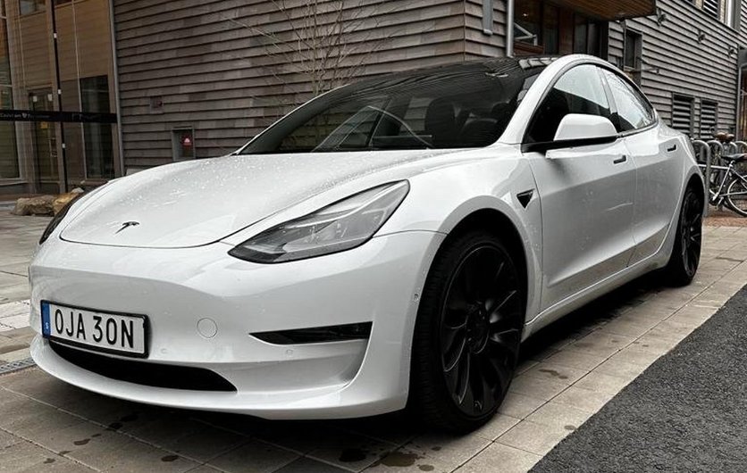 Tesla Model 3 PERFOMANCE AWD AUTOPILOT 1 ÄGARE 2023