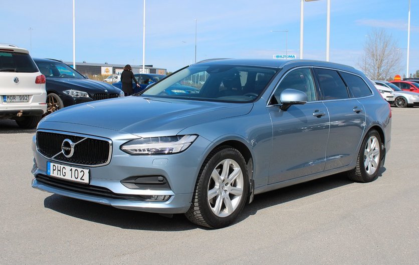 Volvo V90 D4 AWD Geartronic Advanced Edition, Momentum 2017