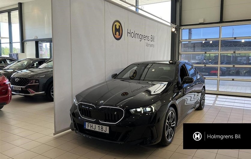 BMW i5 eDrive40 M Sport Pro Innovation DAP Keyless Panorama Drag 2024