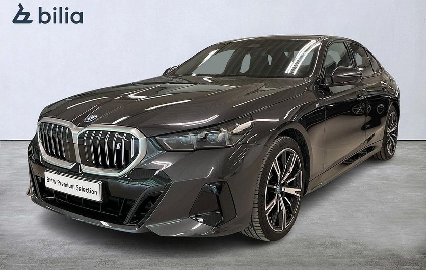 BMW i5 xDrive 40 Sedan M-Sport | DEMOBIL | Drag | Driving assist plus 2024