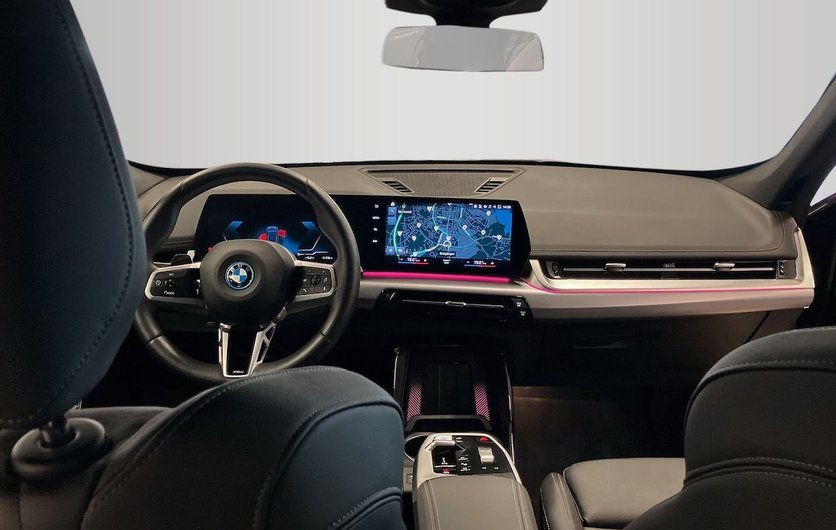 BMW iX1 xDrive 30e M sport Drag H K Premium pkt 2024
