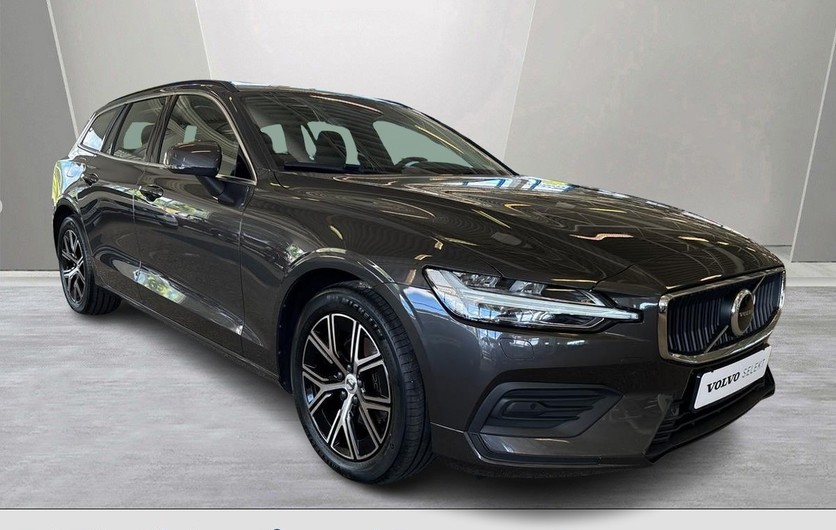 Volvo V60 B3 Bensin Core, Klimatpaket, Parkeringssupport, Parkeringskamera Bak, Google Maps, Smartphone Integration 2023