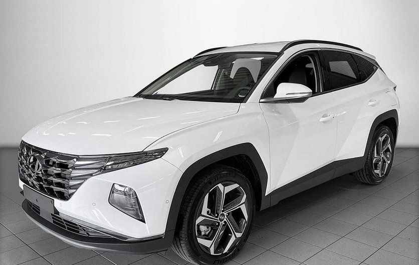 Hyundai Tucson 1.6 T-GDi PHEV 6AT 4WD Essential 2022