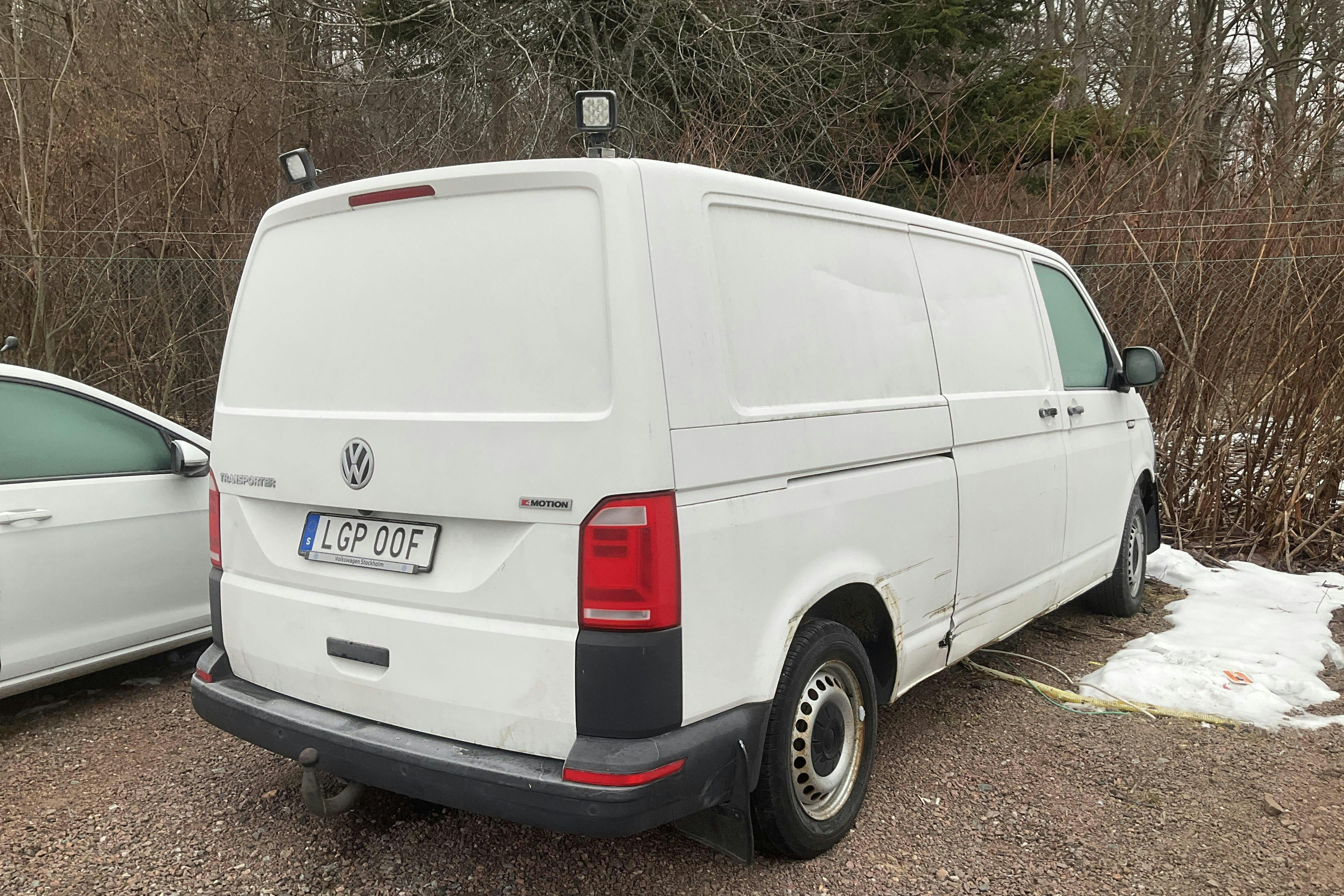 Vehicle Image 4