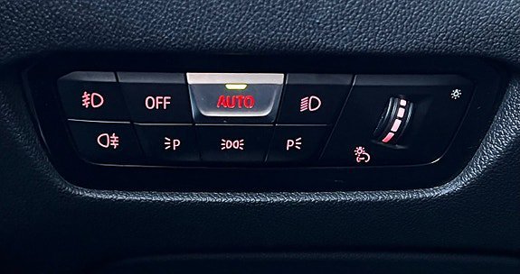 Vehicle Image 38