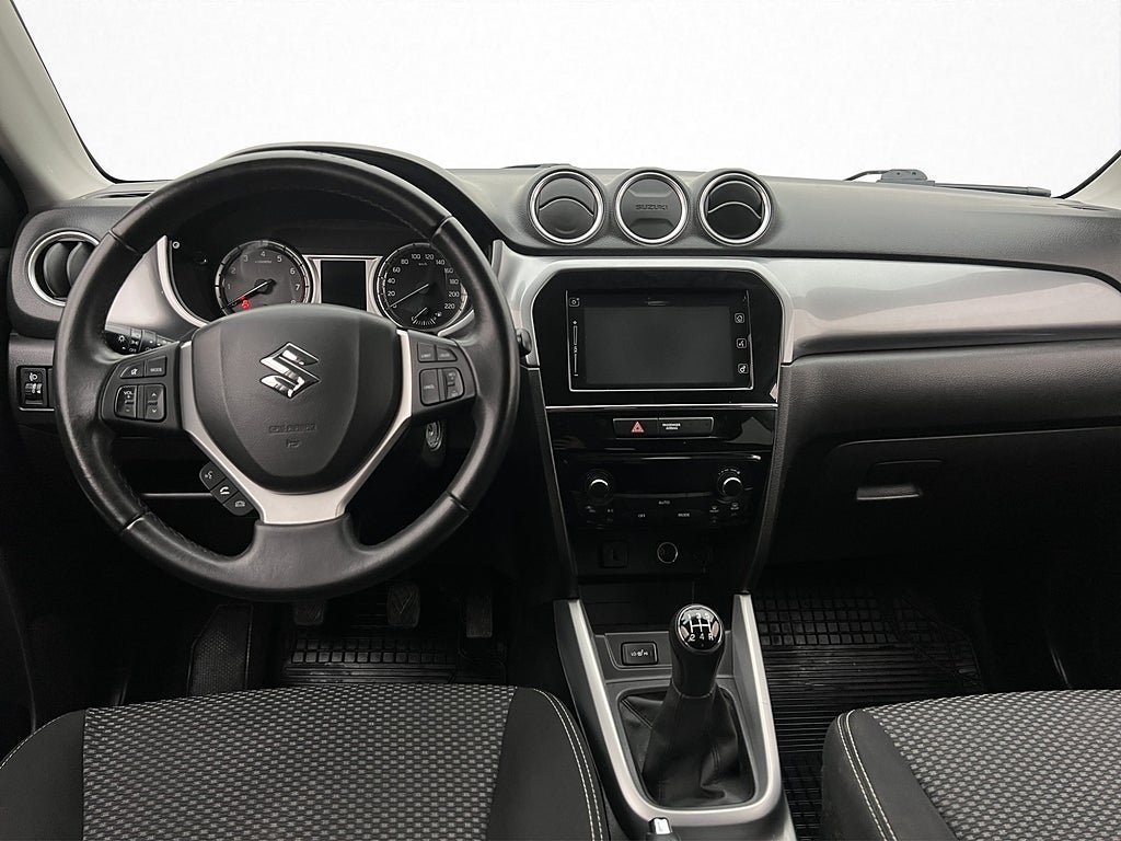 Vehicle Image 11