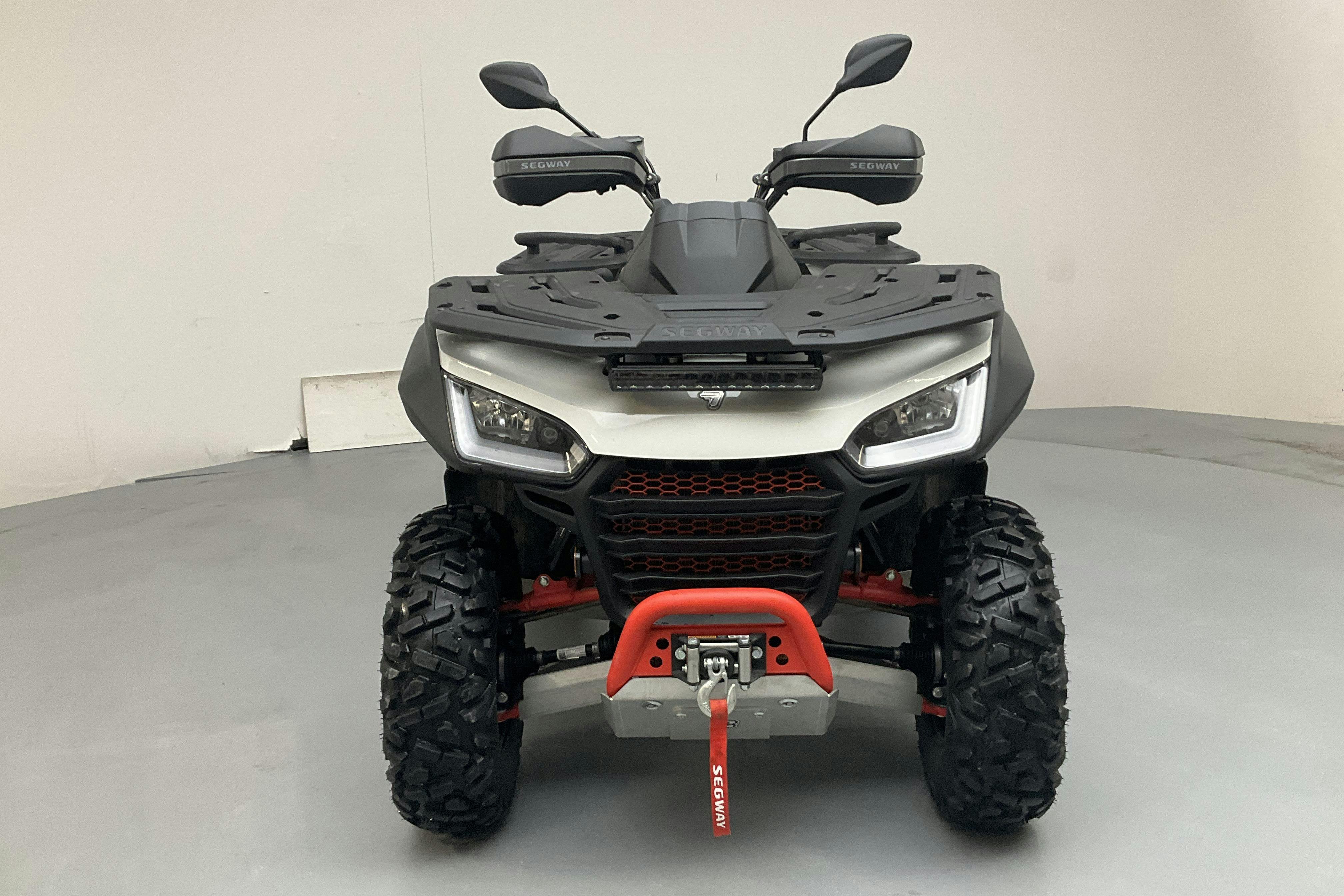 Vehicle Image 6