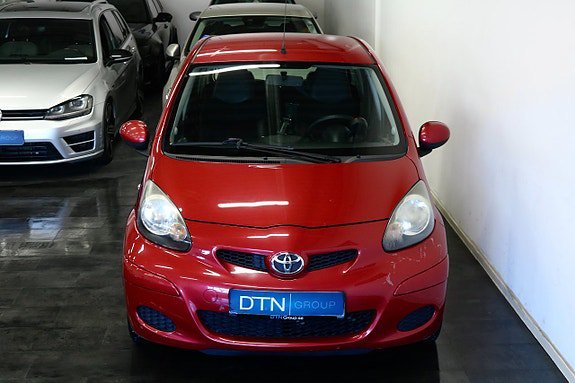 Vehicle Image 6