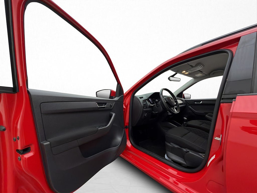 Vehicle Image 8