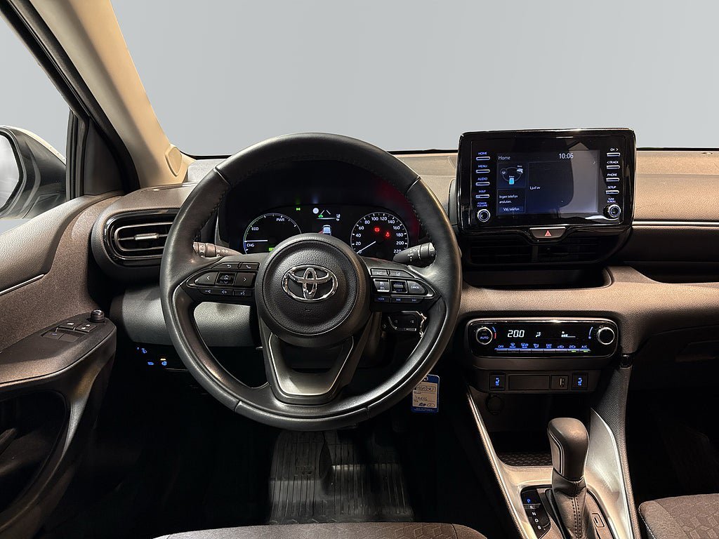 Vehicle Image 10