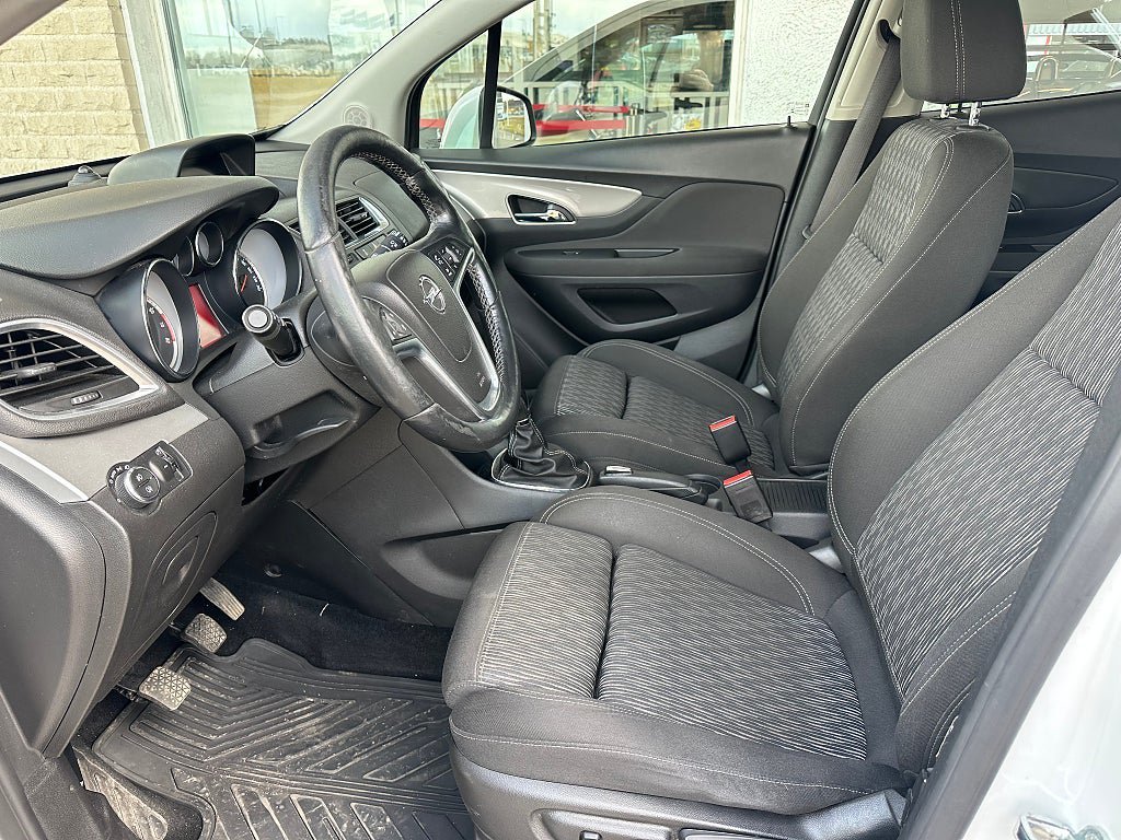 Vehicle Image 21