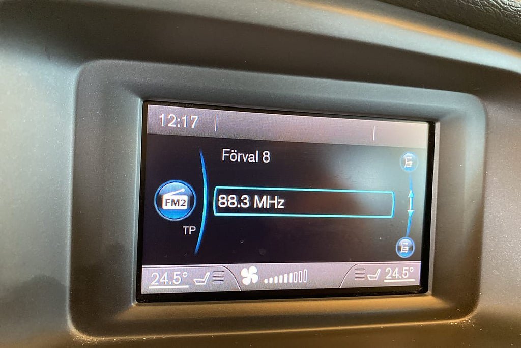 Vehicle Image 18