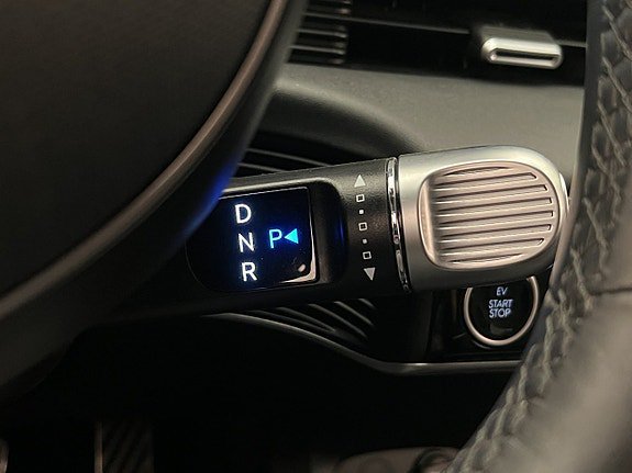 Vehicle Image 27