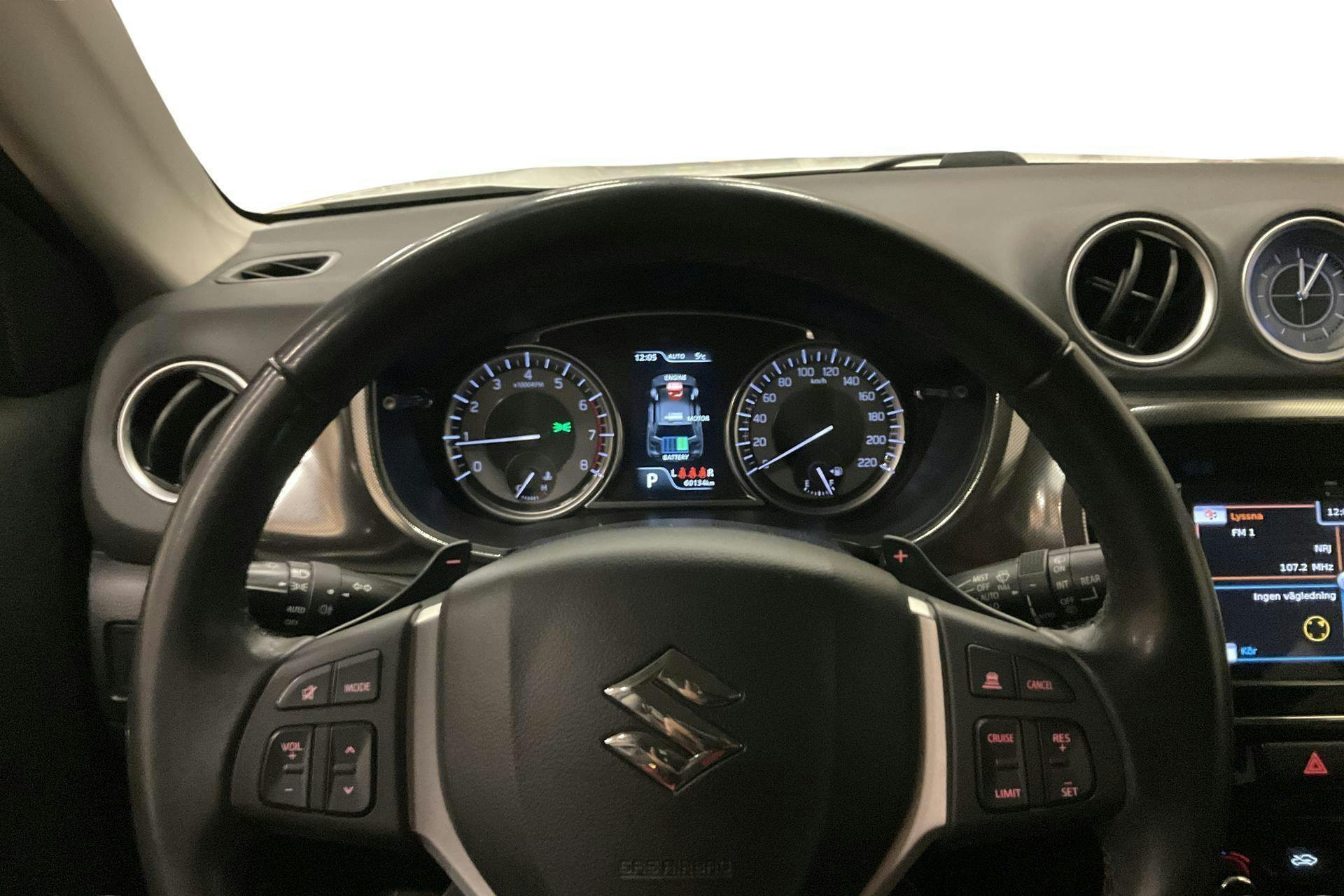 Vehicle Image 10