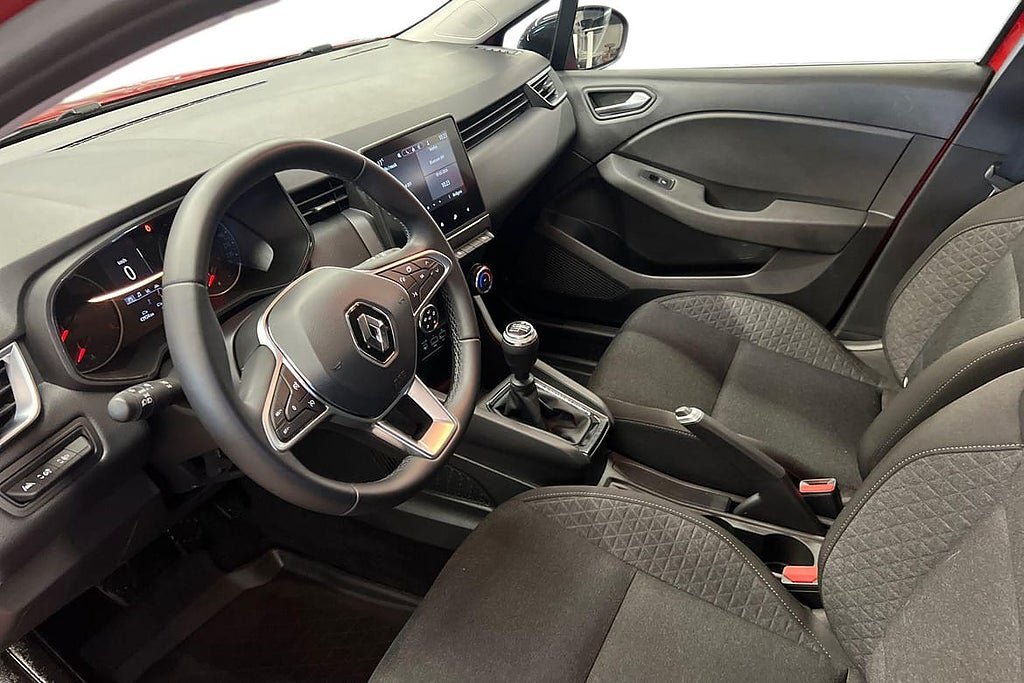 Vehicle Image 12