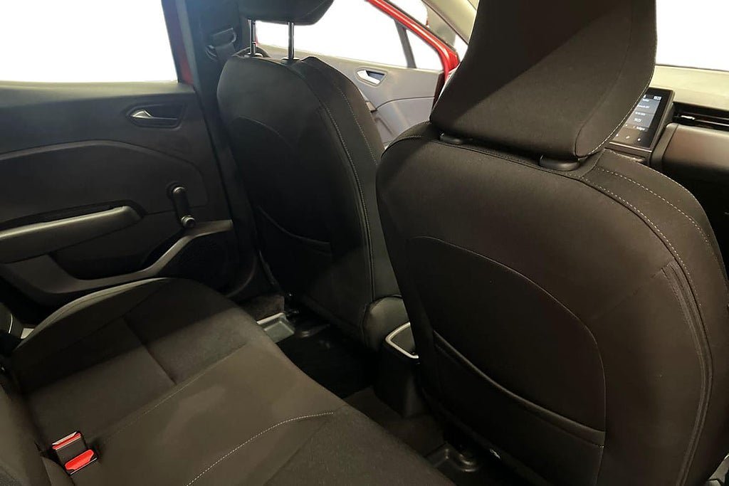 Vehicle Image 17