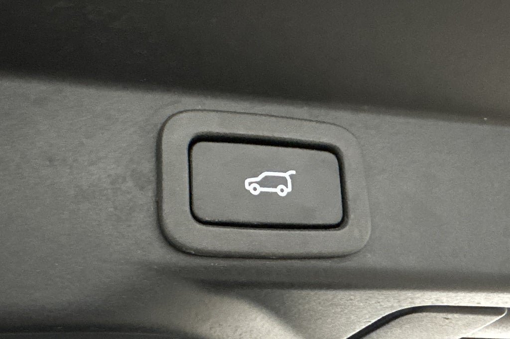 Vehicle Image 27