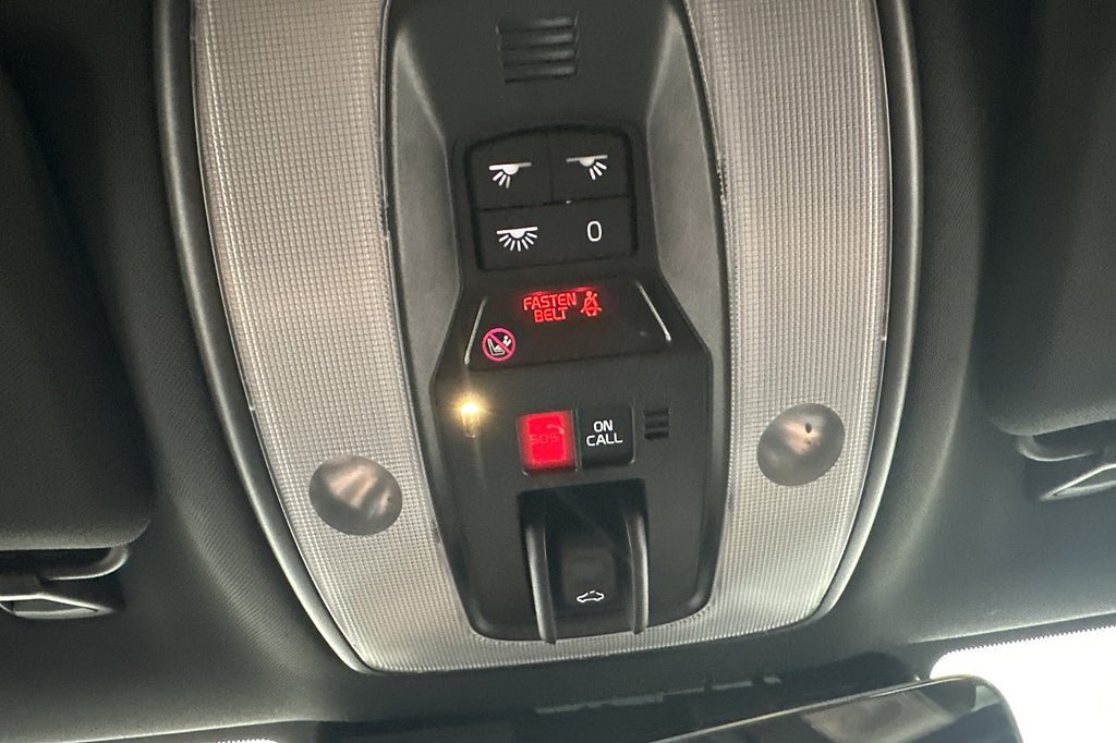 Vehicle Image 28