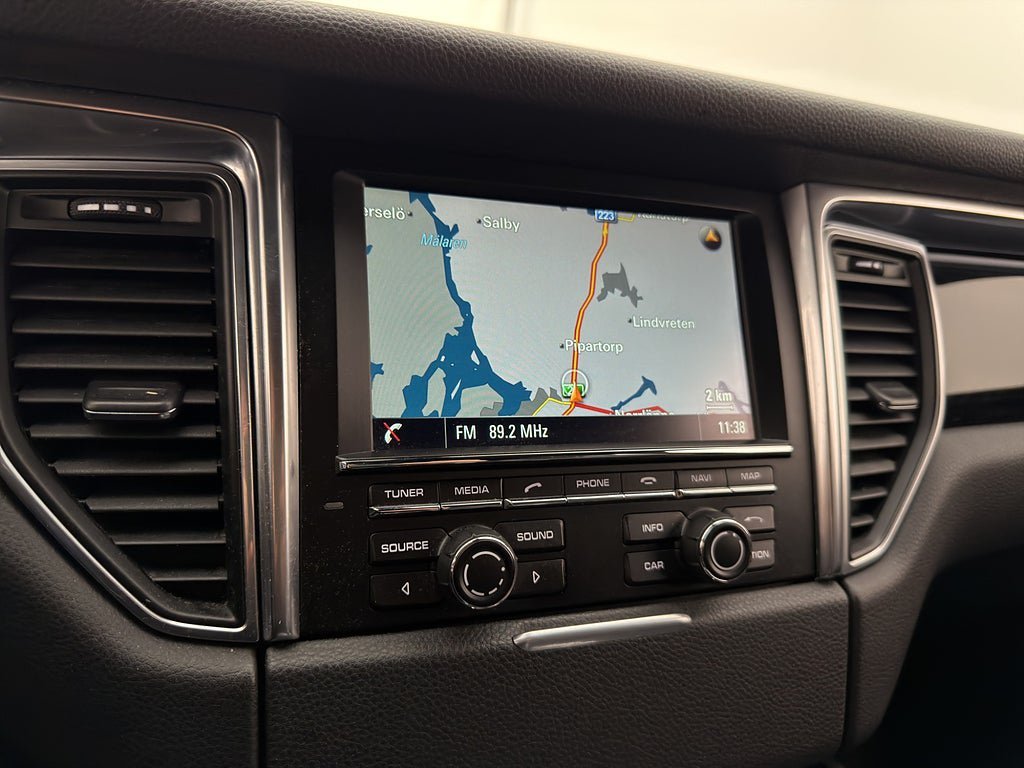 Vehicle Image 33