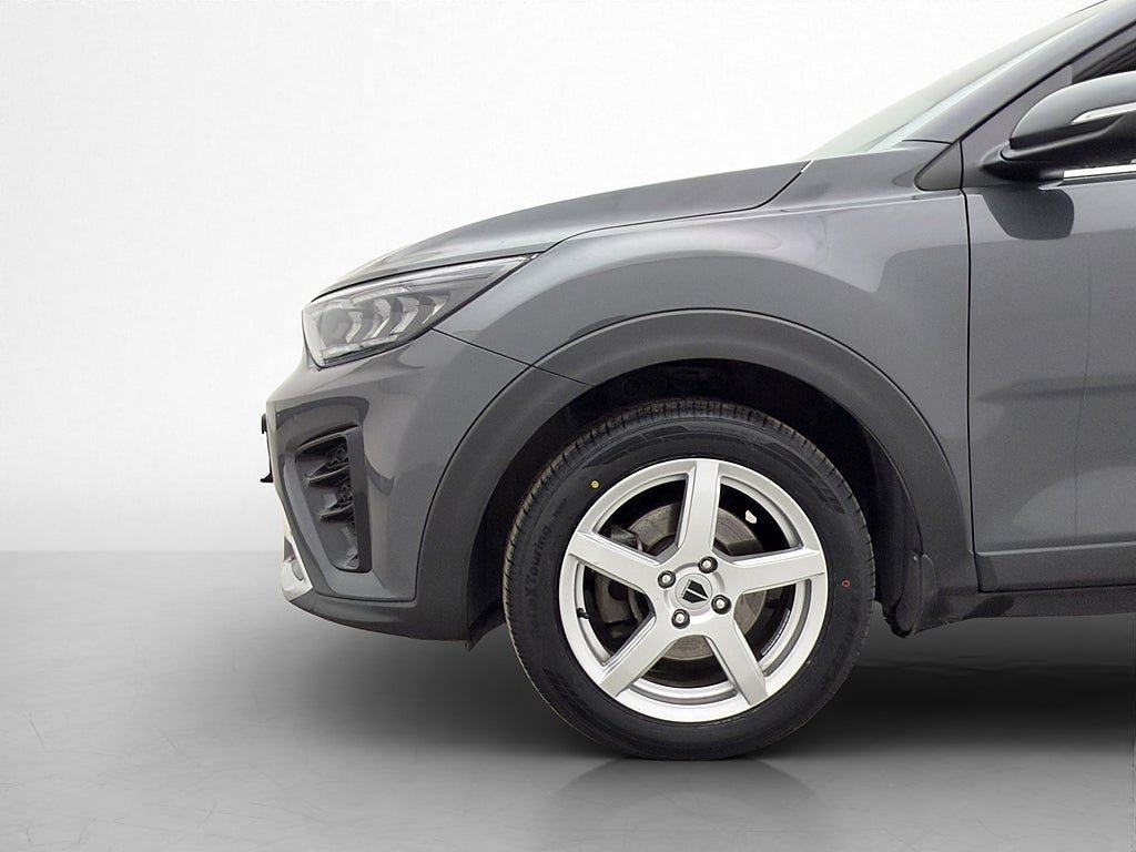 Vehicle Image 30