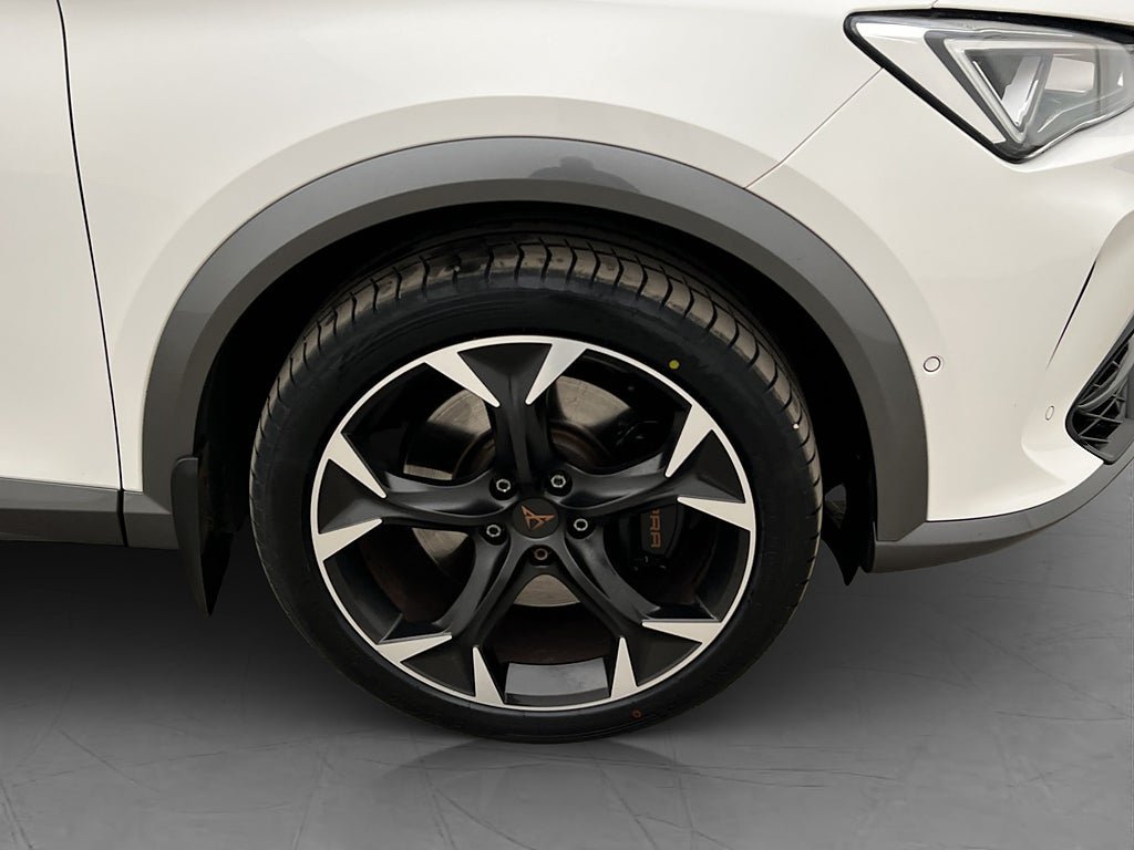 Vehicle Image 38