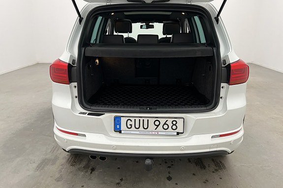 Vehicle Image 28