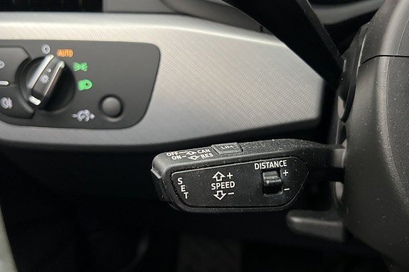 Vehicle Image 29