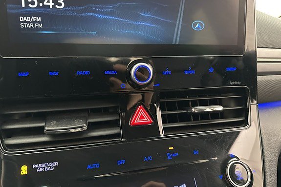 Vehicle Image 29