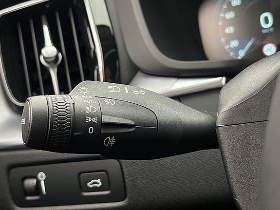Vehicle Image 29