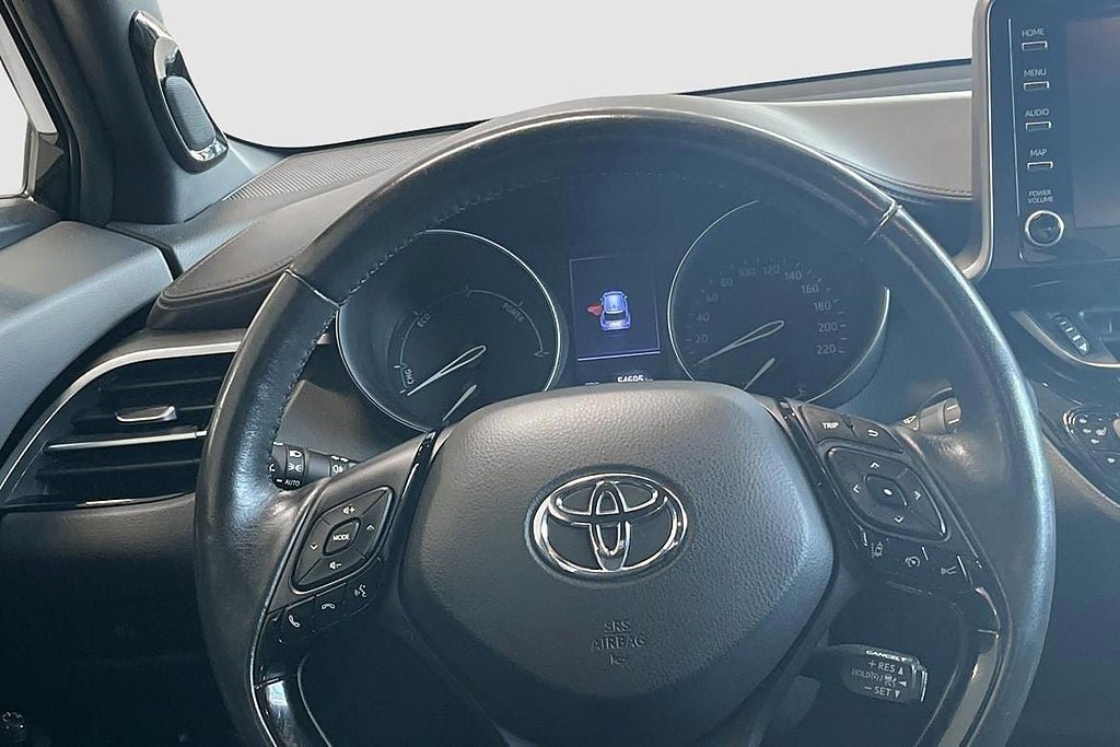 Vehicle Image 11
