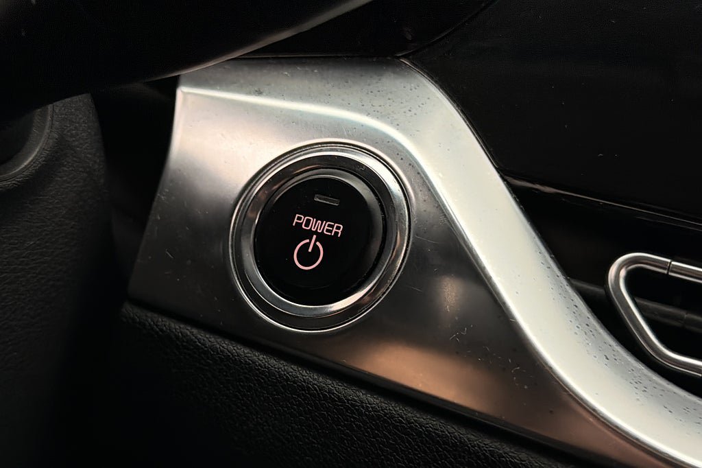 Vehicle Image 23