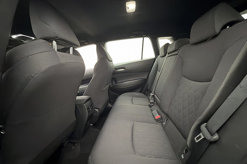 Vehicle Image 12