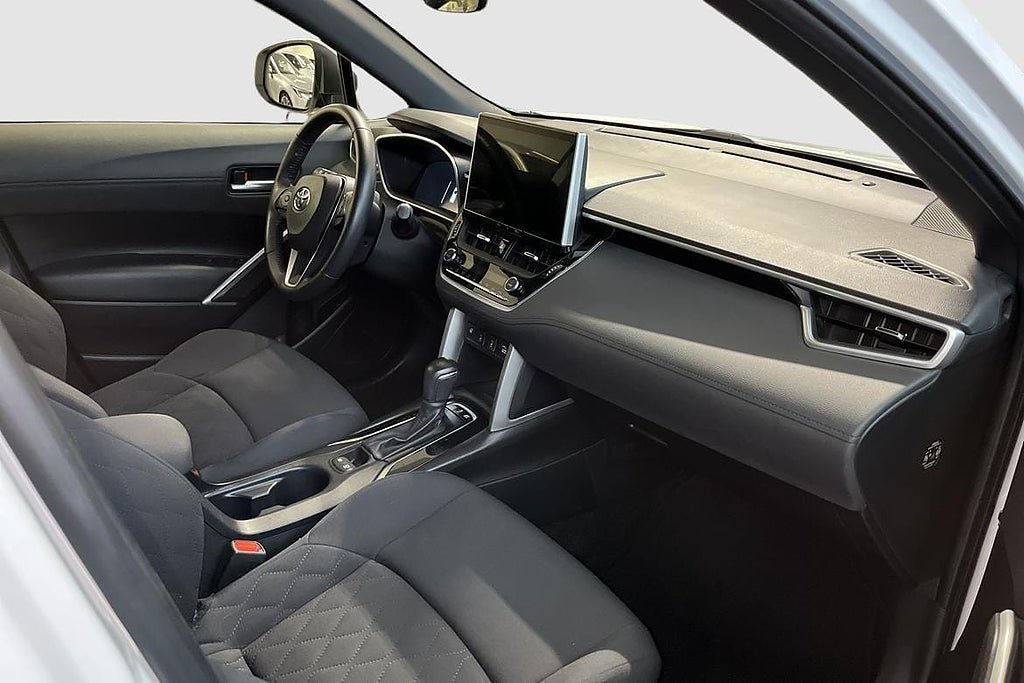 Vehicle Image 9