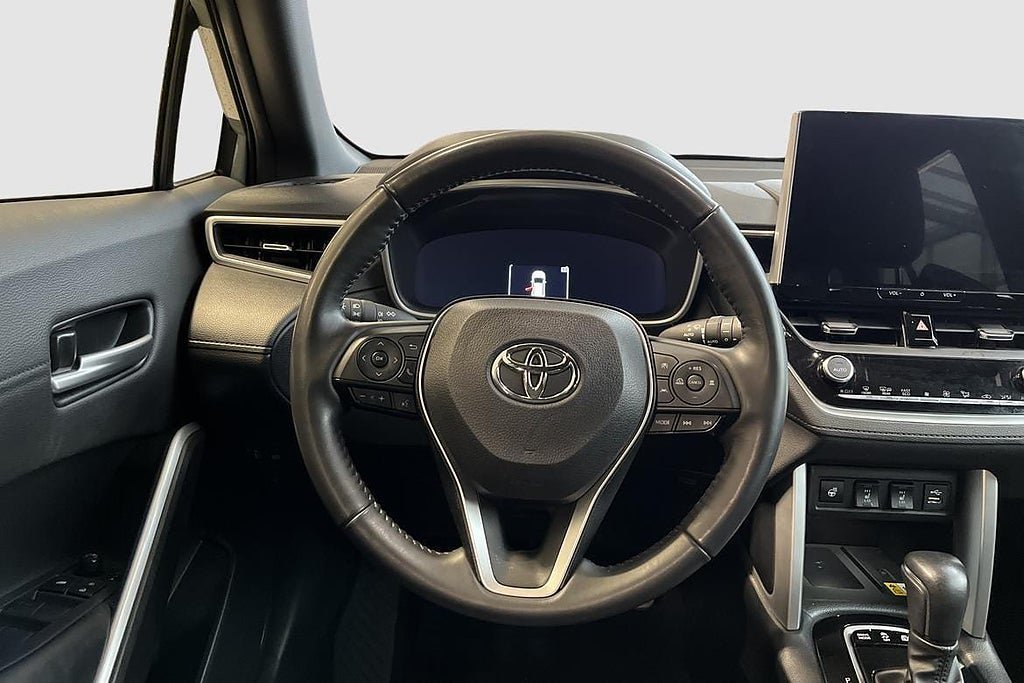 Vehicle Image 12