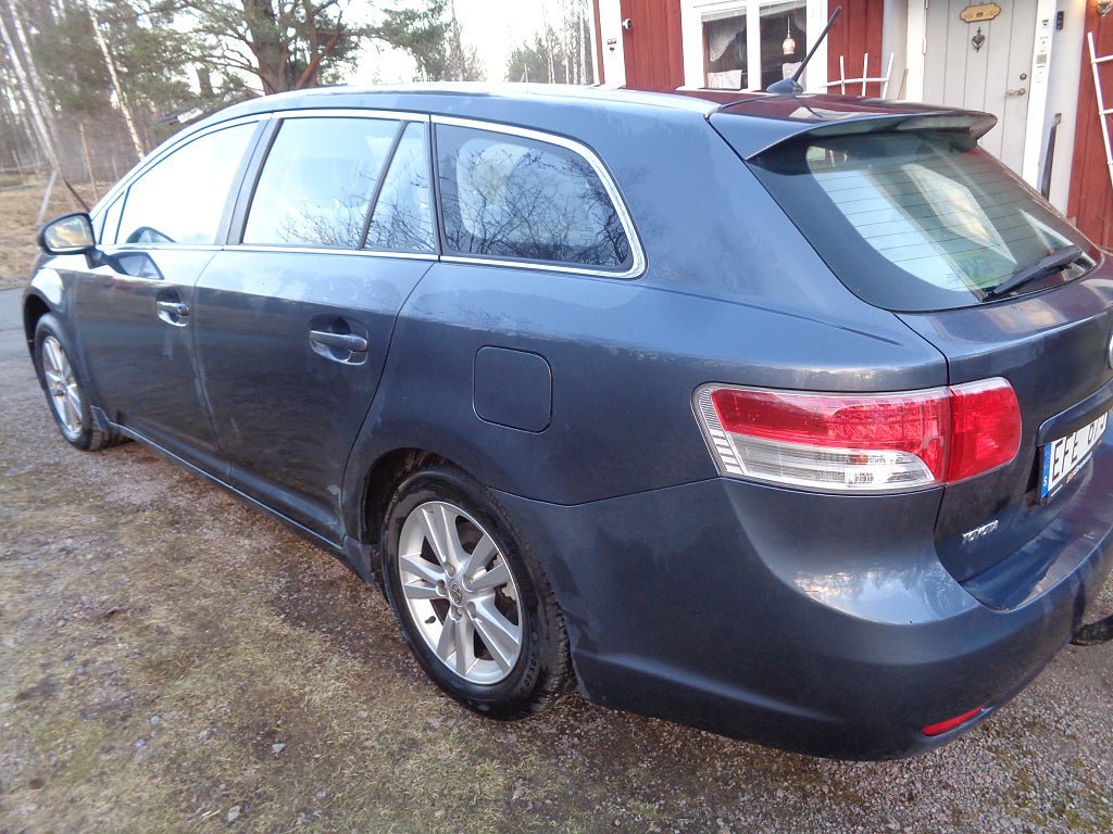 Vehicle Image 32