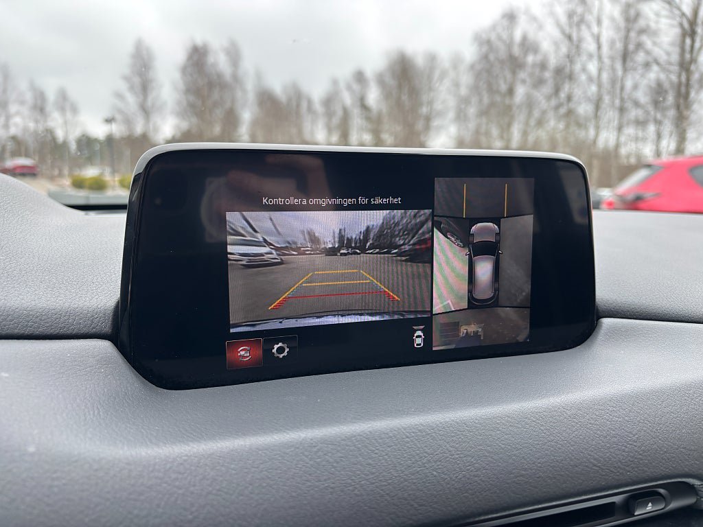 Vehicle Image 23