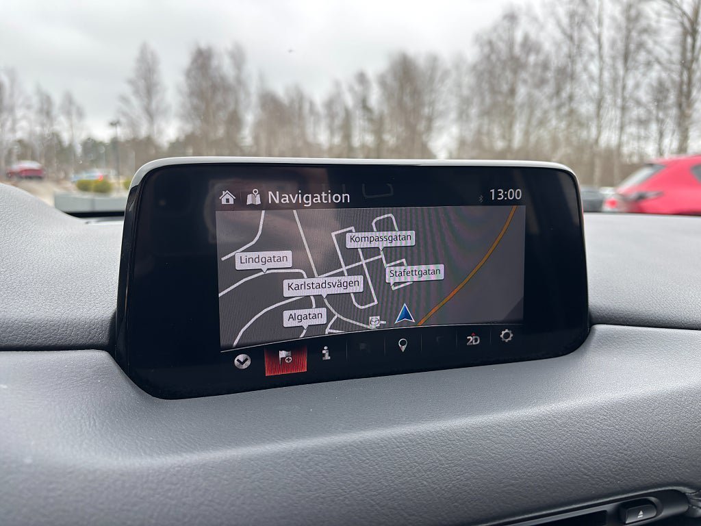 Vehicle Image 28