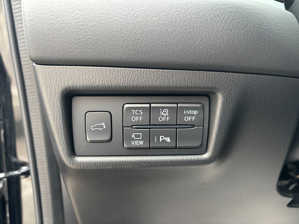 Vehicle Image 30