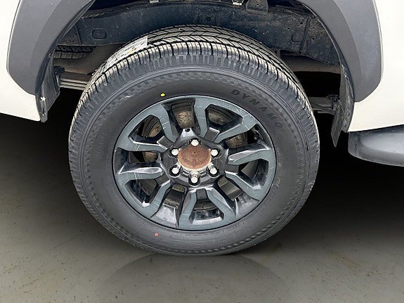 Vehicle Image 31