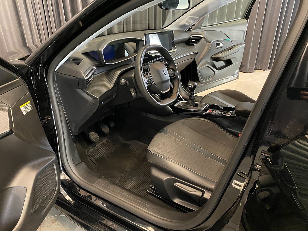 Vehicle Image 31