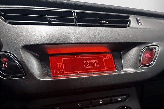 Vehicle Image 26