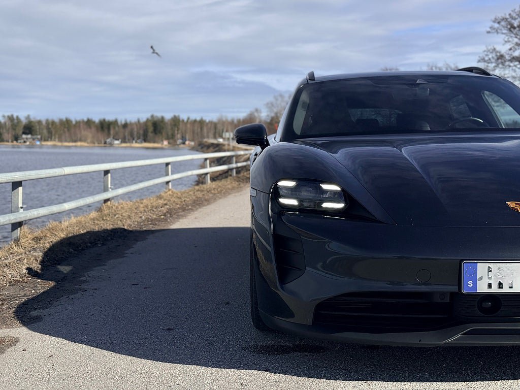Vehicle Image 43