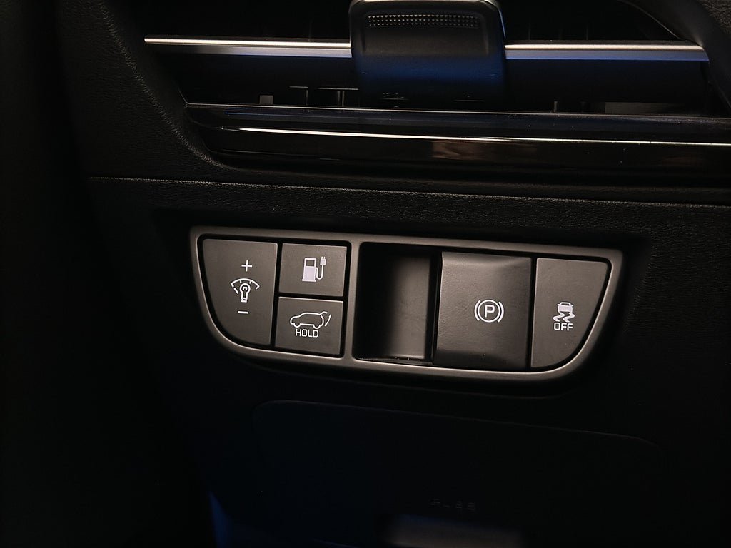 Vehicle Image 28