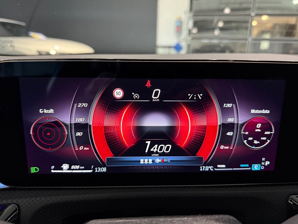 Vehicle Image 11