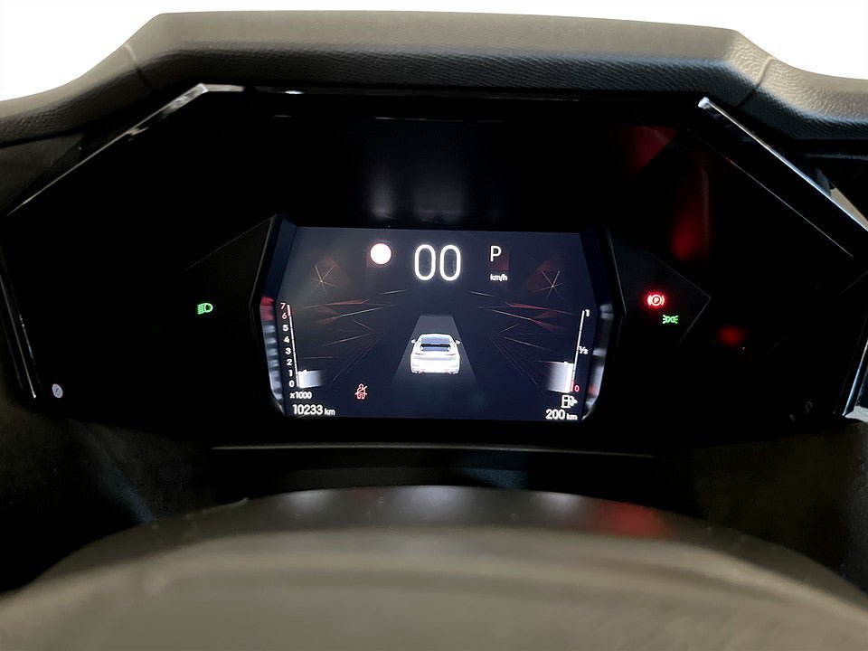 Vehicle Image 8