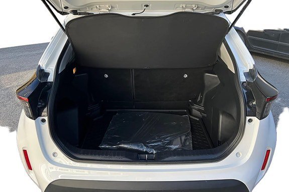Vehicle Image 11