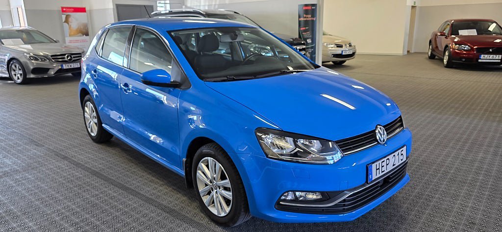 Vehicle Image 6