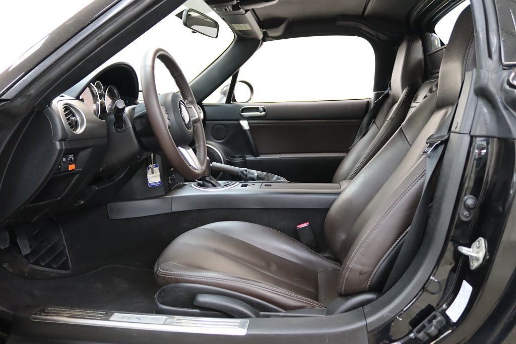 Vehicle Image 13