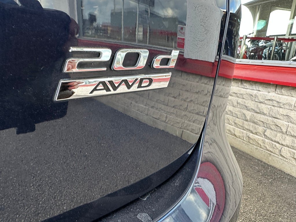 Vehicle Image 27